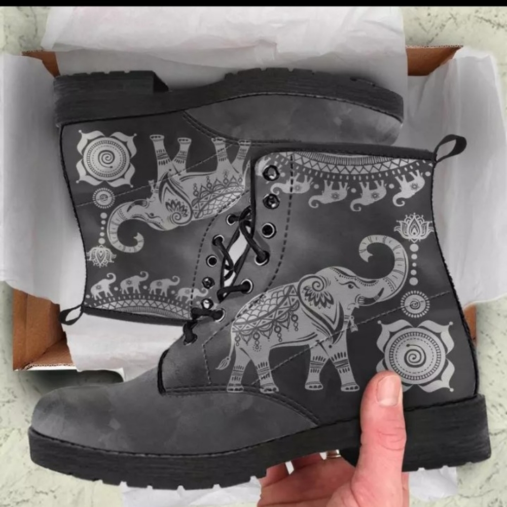 Elephant Combat Boots Size 8